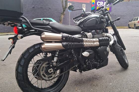 TRIUMPH STREET SCRAMBLER TRIUMPH STREET SCRAMBLER